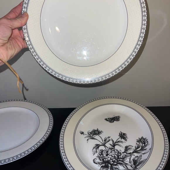 Charter Club Tuileries Bone China Dinner Plate Set of 2 - Picture 2 of 4